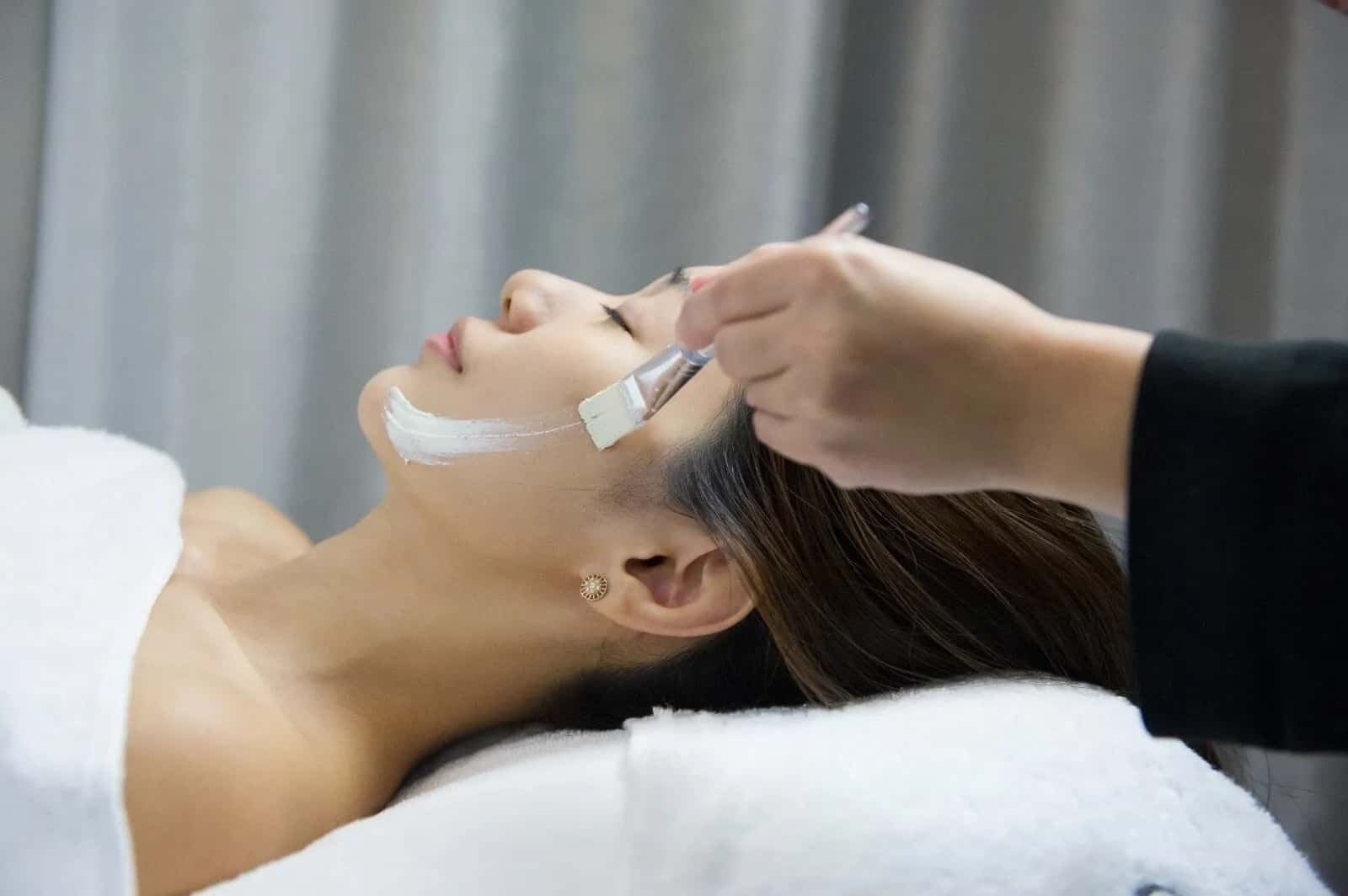 Image for Signature Tailored Facial
